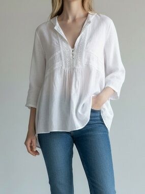 Lungo L'Arno 100% Pure linen Peasant Blouse Crochet Lace Neckline 3/4 Sleeves L